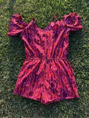Girls' Off-Shoulder Tribal Print One-Piece Romper in Burgundy